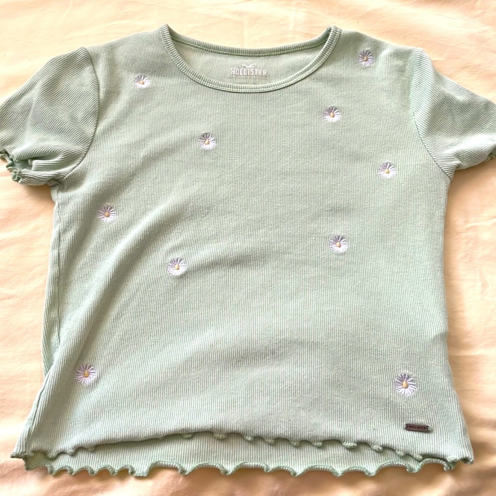 Hollister Baby tee